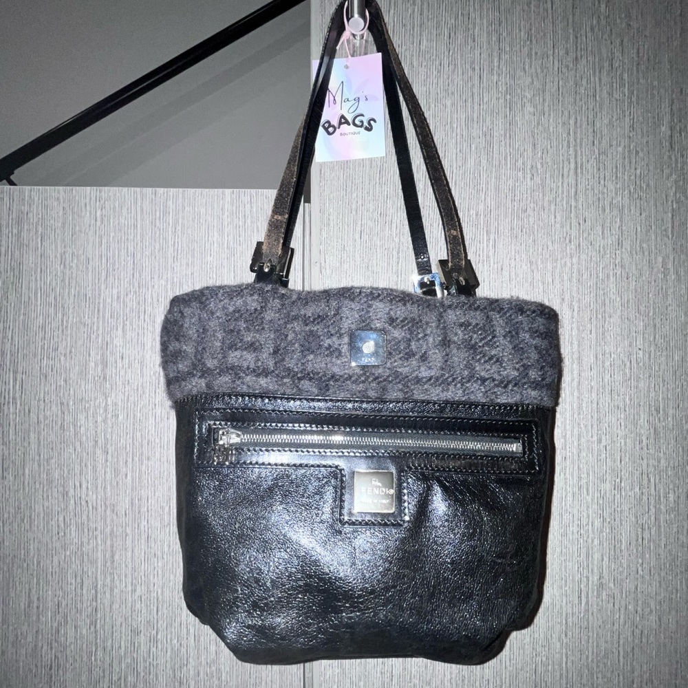 Fendi: Wool Cashmere Zucca Monogram Shoulder Bag - Picture 11 of 17